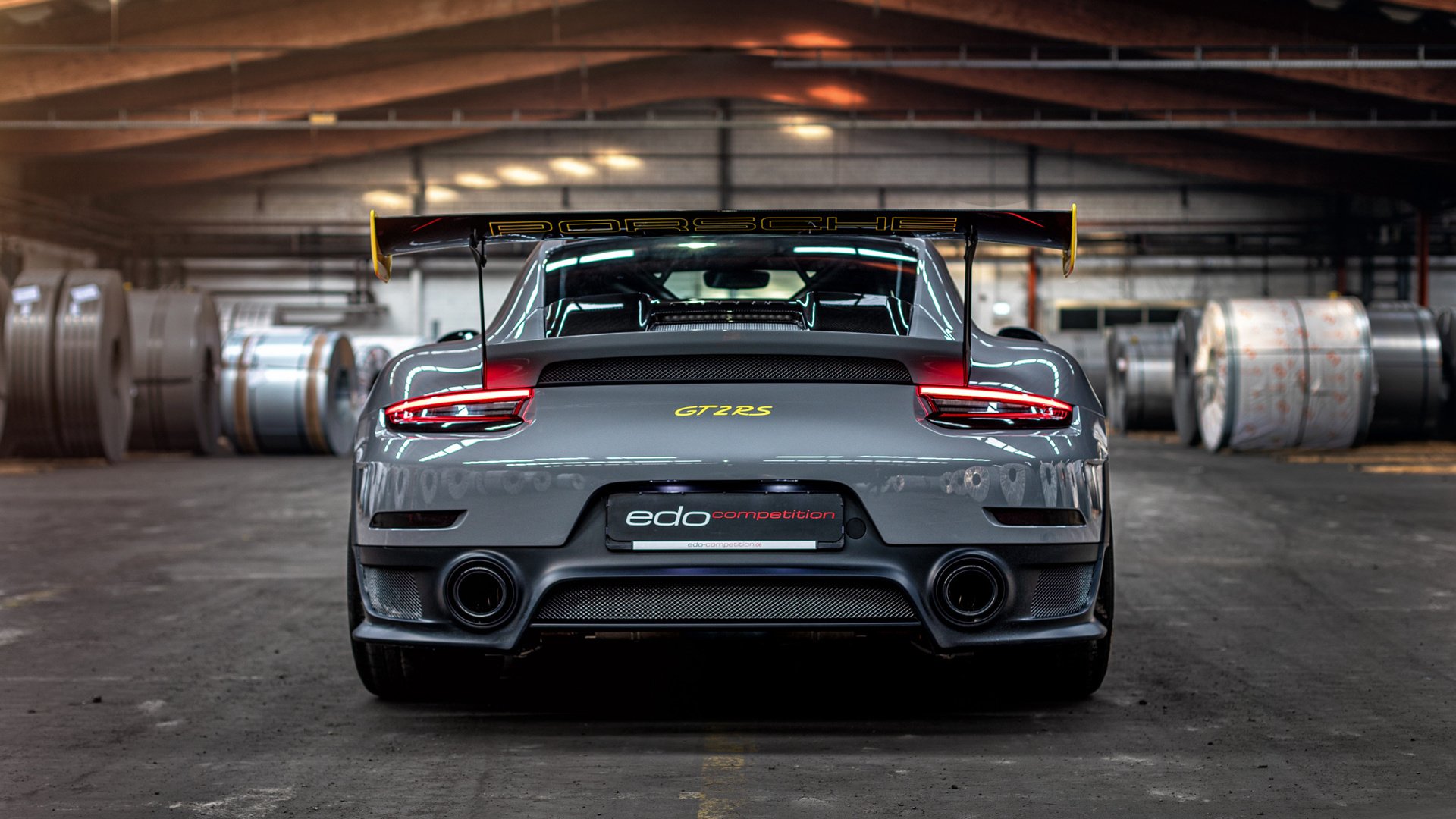 中国足球联赛打造球迷主场沉浸式观赛体验，播放中国足球队